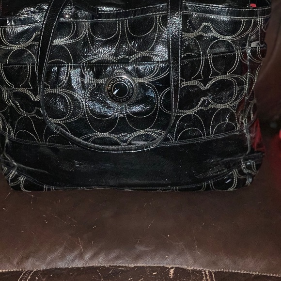 Authentic Coach Patent Leather tote - Picture 5 of 7